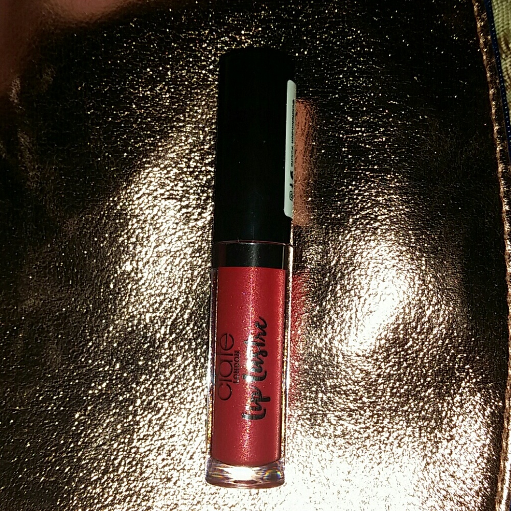 Ciate London lip lustre in Wild fire